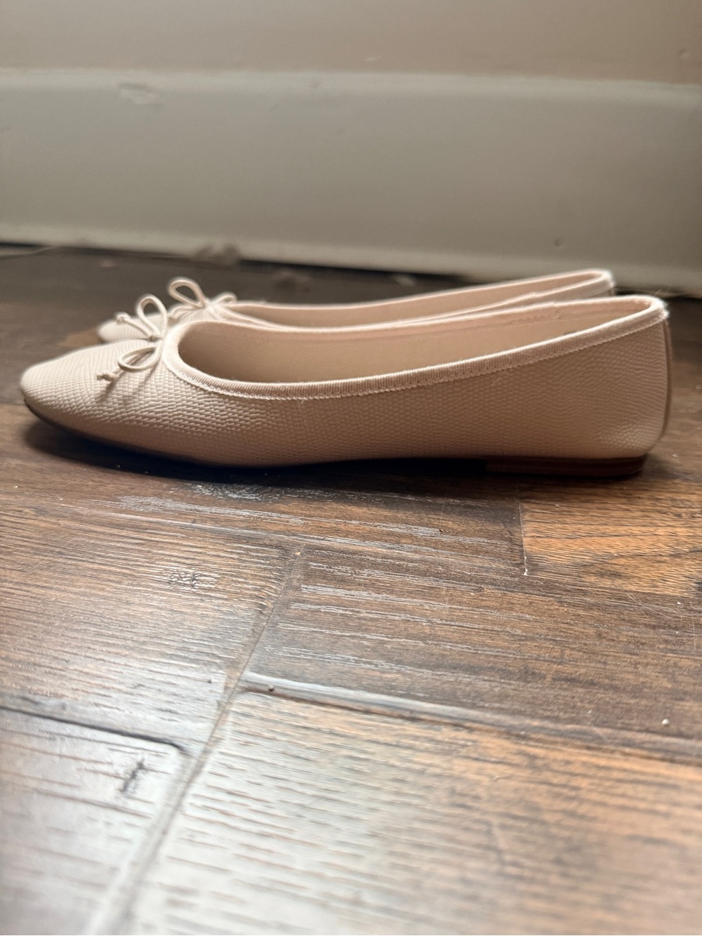 H&M Beige Women’s Ballet Flats - Picture 5 of 6